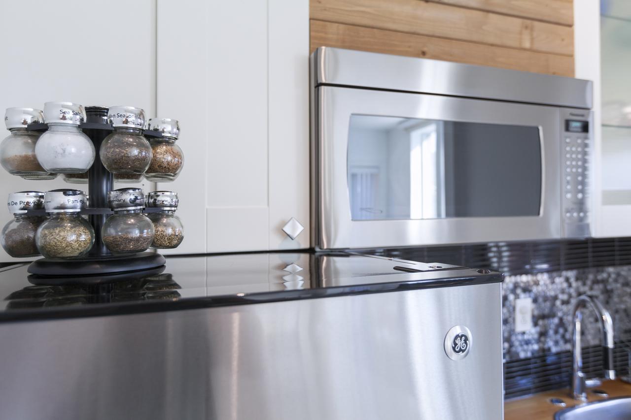 טורונטו Nb Urban Luxury Suites מראה חיצוני תמונה
